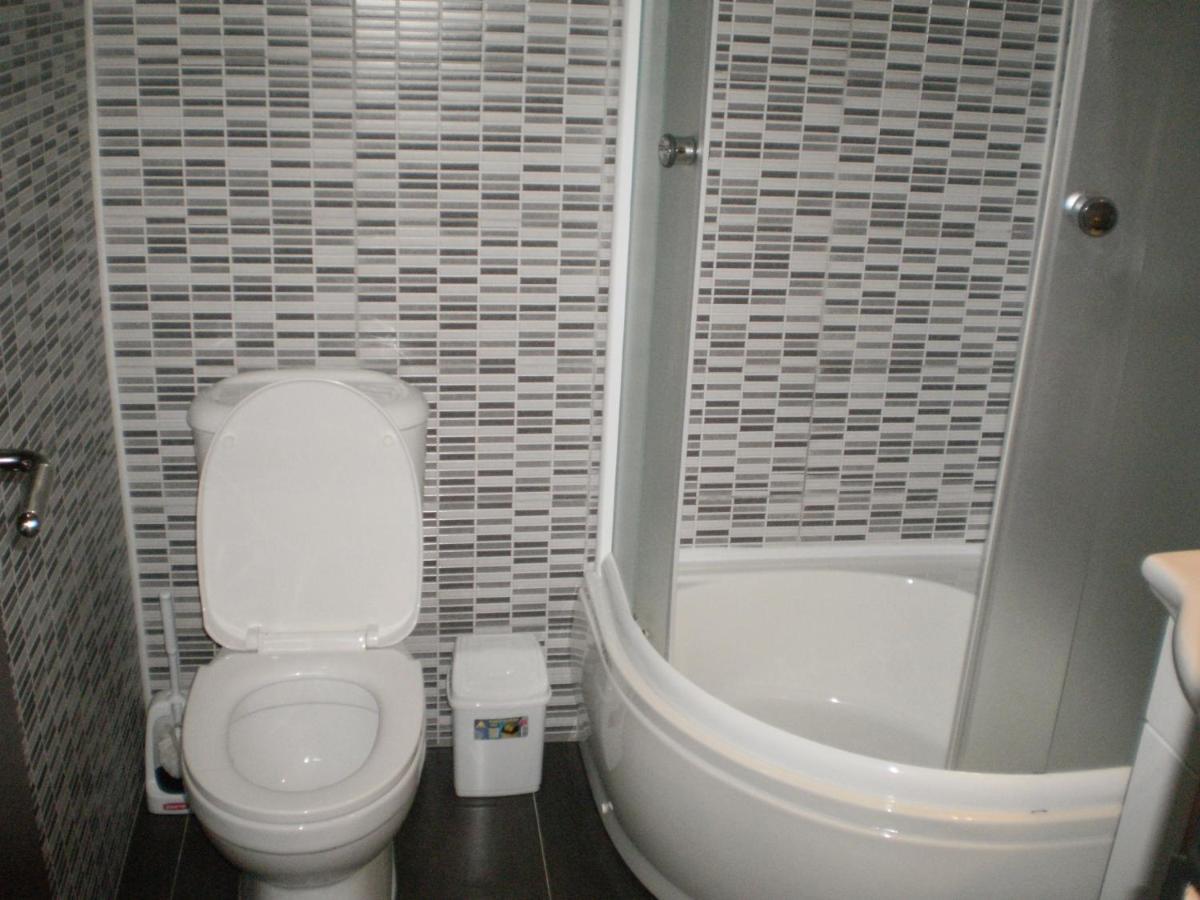 Garni Hotel Kaca クラグイェヴァツ 部屋 写真